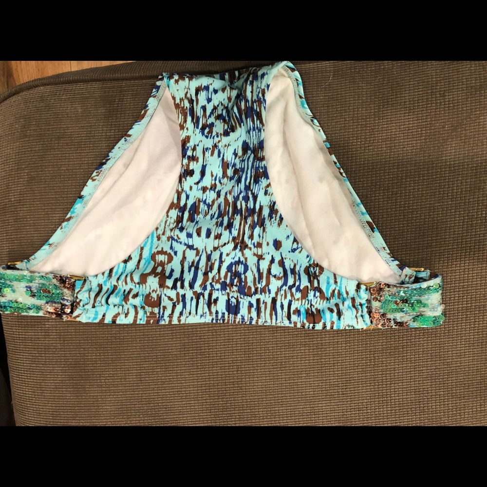 Cute swim bottom- medium